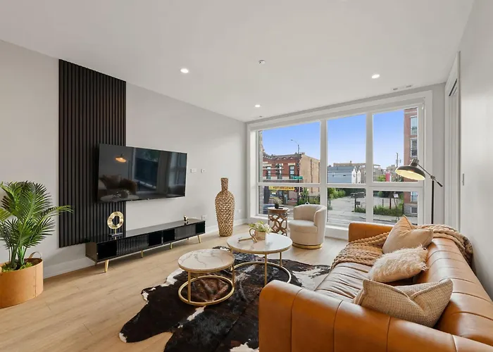 Bright 2bed 2bath In Brand New Pilsen Development Apartment *